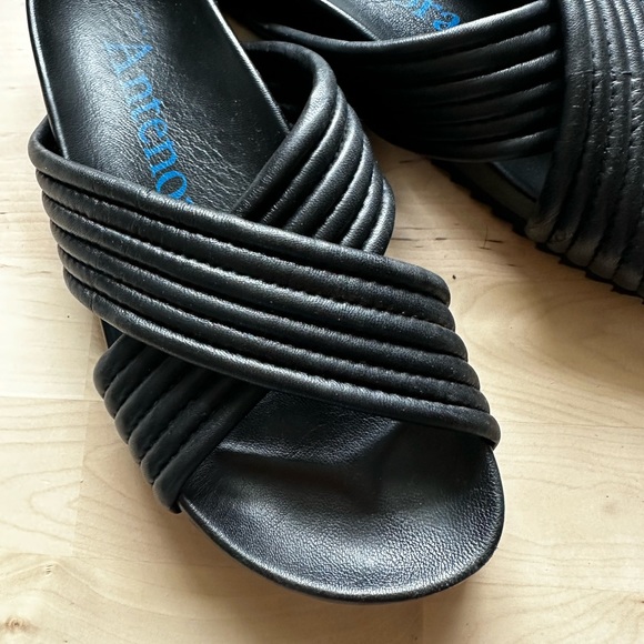 Channel-stitched leather slide sandals - Picture 2 of 3